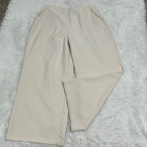 ❗️ Studio by Torrid Pull On Wide Leg Dress Pants